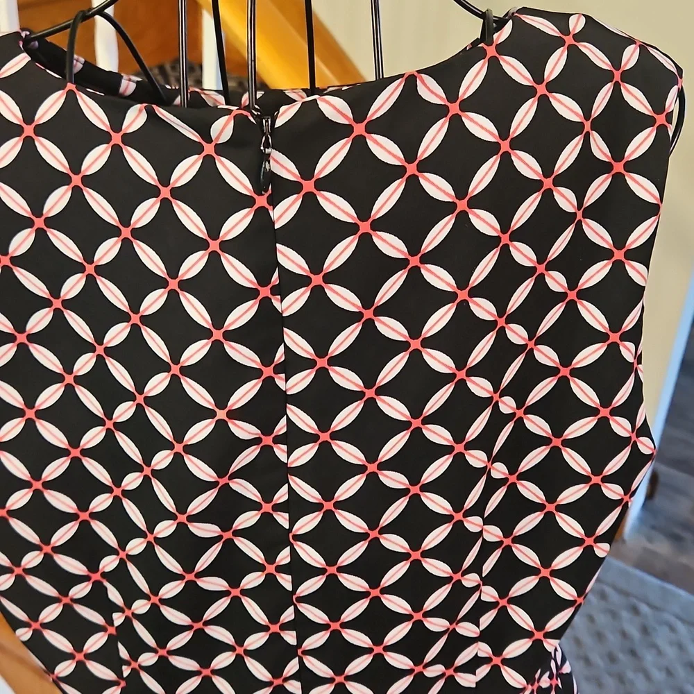 👗East 5th Black, Pink and White Sheath Midi Dress - Picture 7 of 8